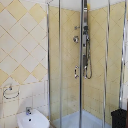 Tricaraibi アパート *